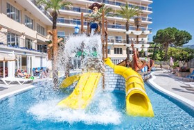 Hotel Oasis Park