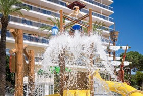 Hotel Oasis Park