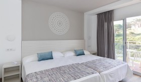 Hotel Oasis Park