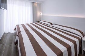 Hotel Oasis Park