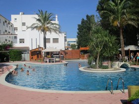 Ampuria Inn