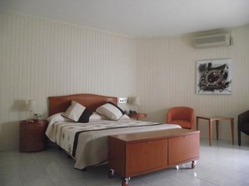 Ampuria Inn
