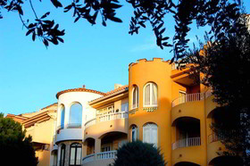 Apartaments Turistics Comte D'Empuries
