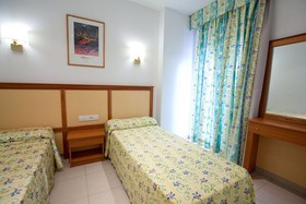 Apartamentos Royal
