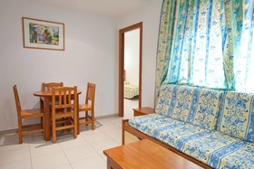 Apartamentos Royal