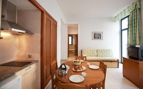 Apartamentos Royal