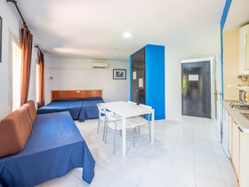 Apartments Monjardi Beach Lloret
