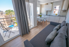 AR Melrose Place Apartments