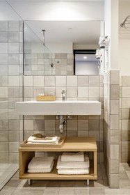 Aqua Hotel Bertran Park