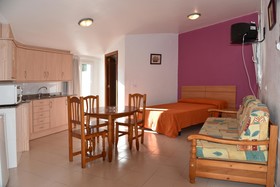 Apartaments Ar Dosjoimi