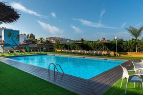 Els Llorers Apartamentos