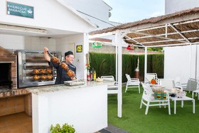 Els Llorers Apartamentos