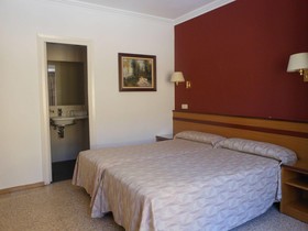 Hostal Can Pou