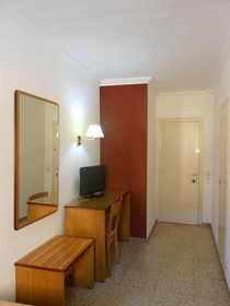 Hostal Can Pou