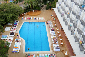 Don Juan Resort Affiliated by FERGUS