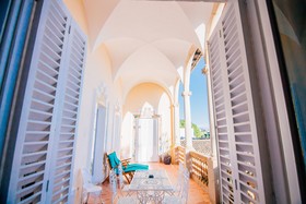 Hotel Roger De Flor By Seleqtta