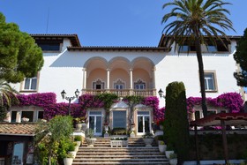 Hotel Roger De Flor By Seleqtta