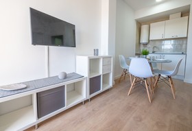 AR Melrose Place Apartments