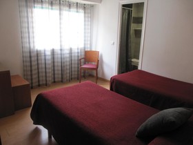 Hostal y Apartamento Molí de Mar
