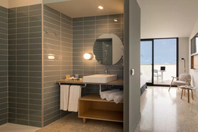 Aqua Hotel Silhouette & Spa