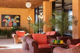 Luna Park Yoga & Spa Hotel