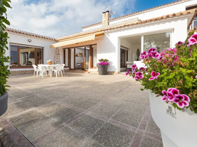Malgrat De Mar Beachfront Village