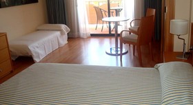 Clipper Hotel & Villas
