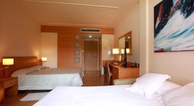 Clipper Hotel & Villas