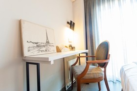 New Hotel Colón