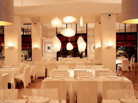 Hotel Trias