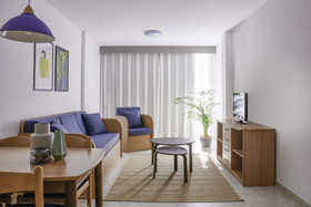 Beatrix 2000 - Caliu apartments