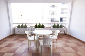 Beatrix 2000 - Caliu apartments