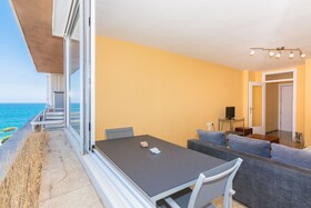 HomeHolidaysRentals Itziar Costa Barcelona