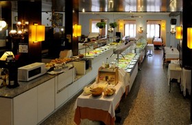 Royal Beach Apartments