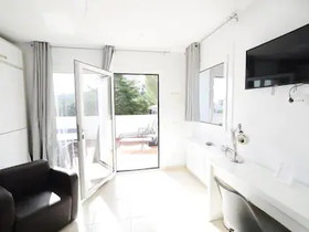 Art Villa S'agaro Guest House