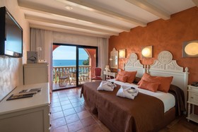 Hotel Cala del Pi Beach Retreat