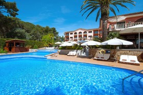Hotel Cala del Pi Beach Retreat