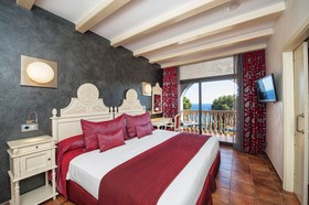 Hotel Cala del Pi Beach Retreat