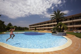Aparthotel & Village Golf Beach