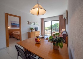Aparthotel & Village Golf Beach