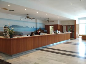 Aparthotel & Village Golf Beach