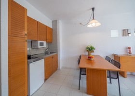 Aparthotel & Village Golf Beach