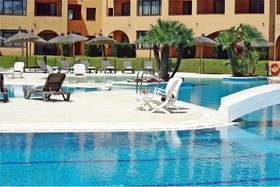 La Costa Beach & Golf Resort