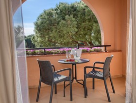 La Costa Beach & Golf Resort