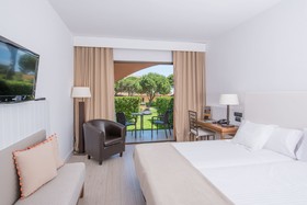La Costa Beach & Golf Resort