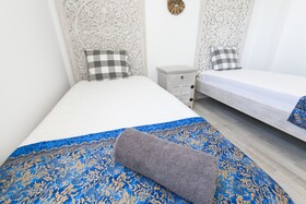 Vista Roses Mar - Villas Batik