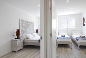 Vista Roses Mar - Villas Batik