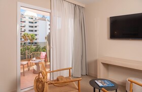 AQUA Hotel The Breeze & Spa