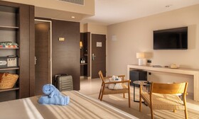 AQUA Hotel The Breeze & Spa