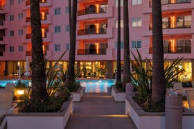 AQUA Hotel The Breeze & Spa